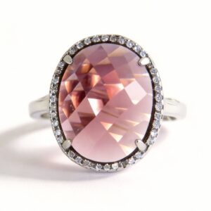 ANELLO IN ARGENTO CON PIETRA E ZIRCONI